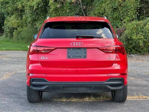 2024 Audi Q3 quattro S line Premium 45 TFSI