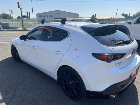 2022 Mazda Mazda3 Hatchback Premium Plus