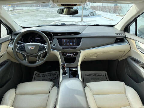 2017 Cadillac XT5 Luxury