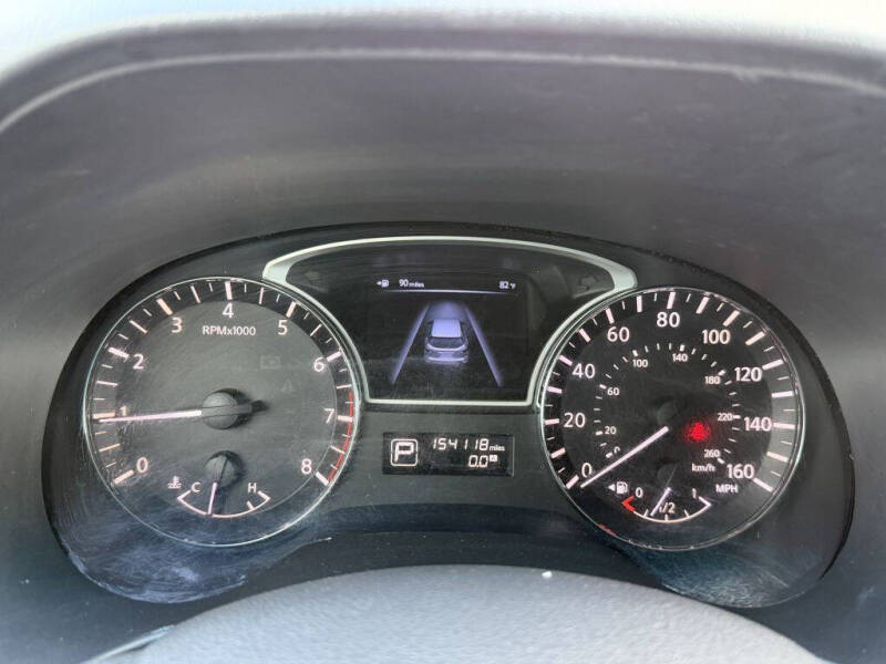 2013 Nissan Pathfinder SV - Photo 14