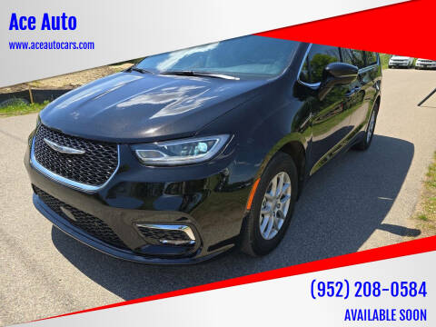 2024 Chrysler Pacifica Touring L