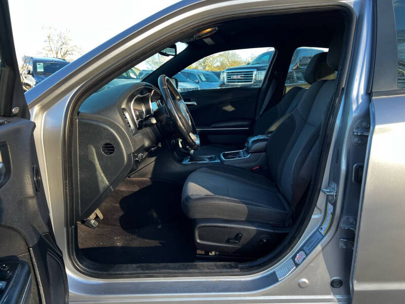 2017 Dodge Charger SXT