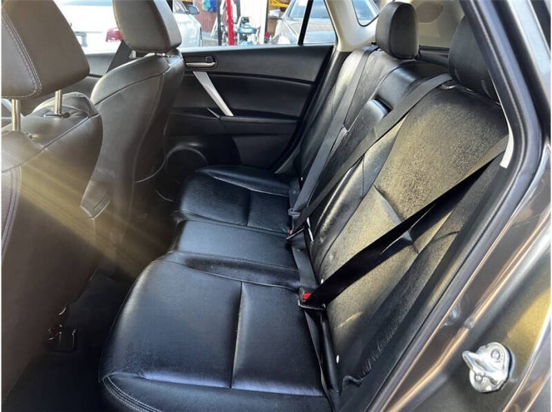 2013 Mazda MAZDA3 i Grand Touring