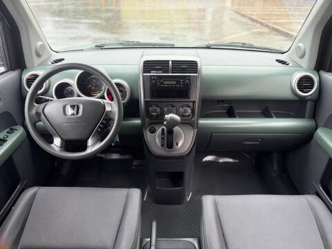 2005 Honda Element LX