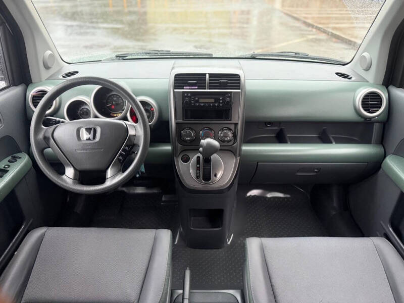 2005 Honda Element LX