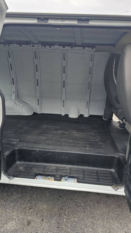 2012 GMC Savana 2500