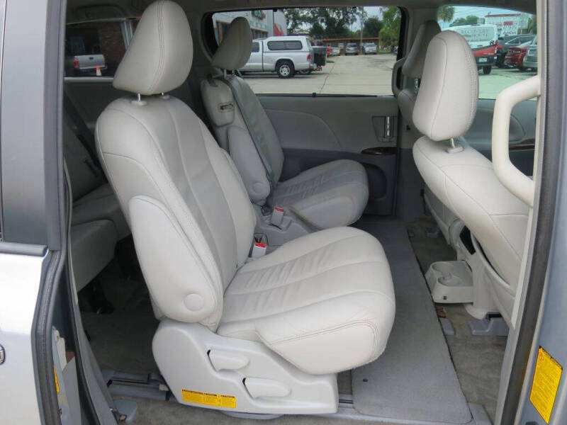 2014 Toyota Sienna