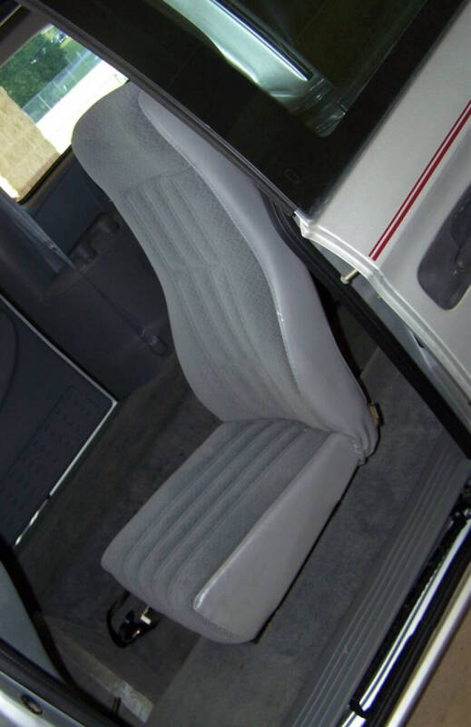 2005 Dodge Grand Caravan SE