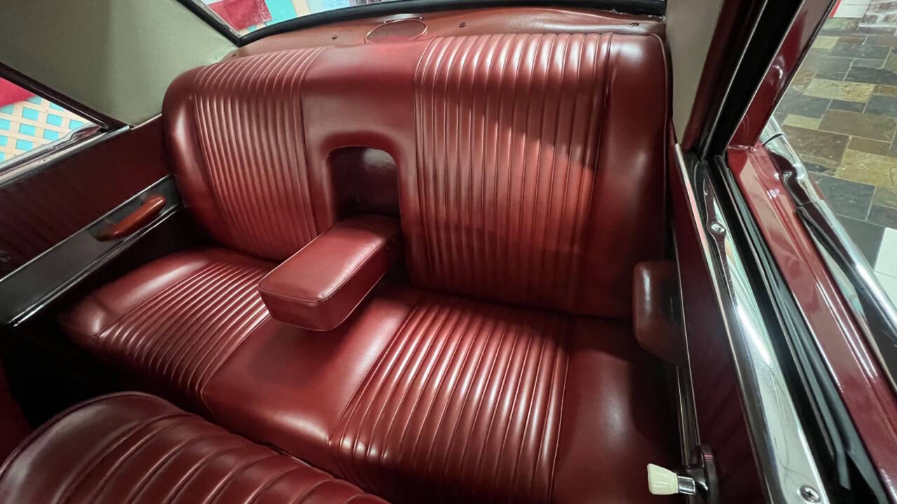 1963 Studebaker Gran Turismo 12