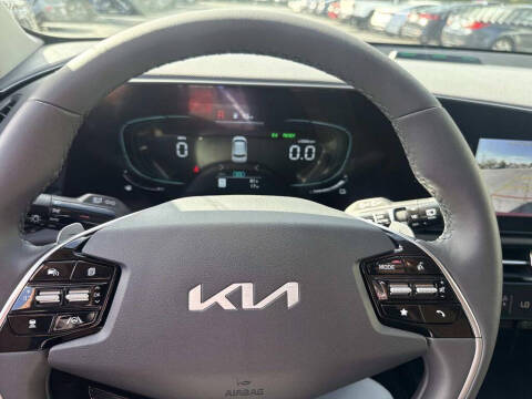 2025 Kia Niro Plug-In Hybrid EX