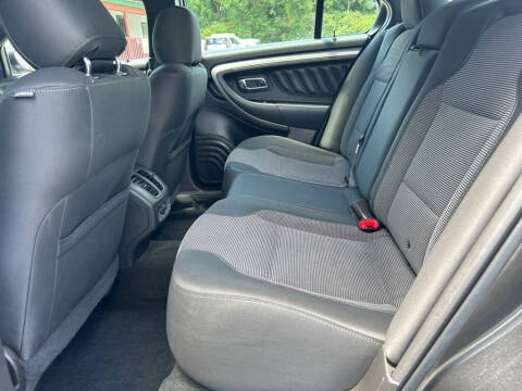 2016 Ford Taurus SEL