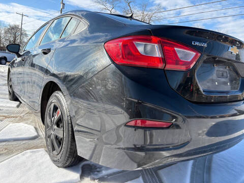 2017 Chevrolet Cruze LS Auto