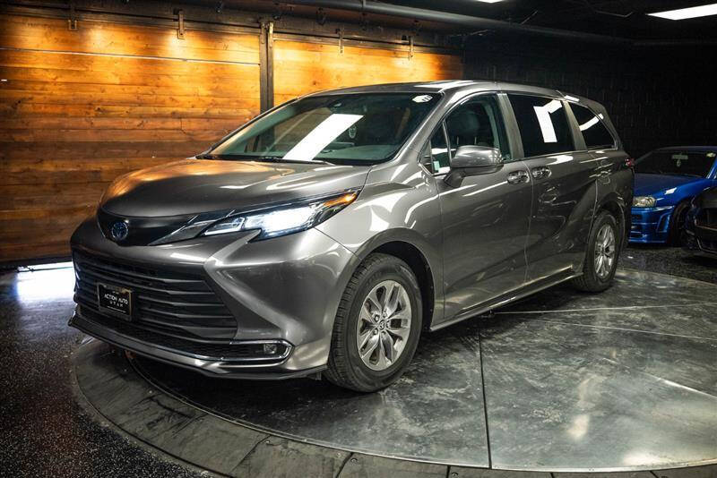 2023 Toyota Sienna