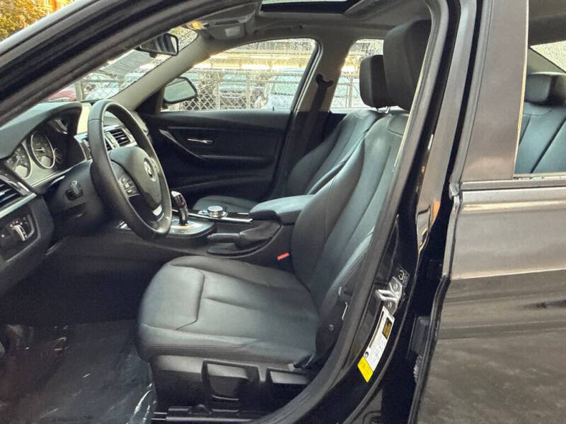 2015 BMW 3 Series 320i