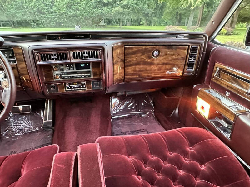 1987 Cadillac Brougham
