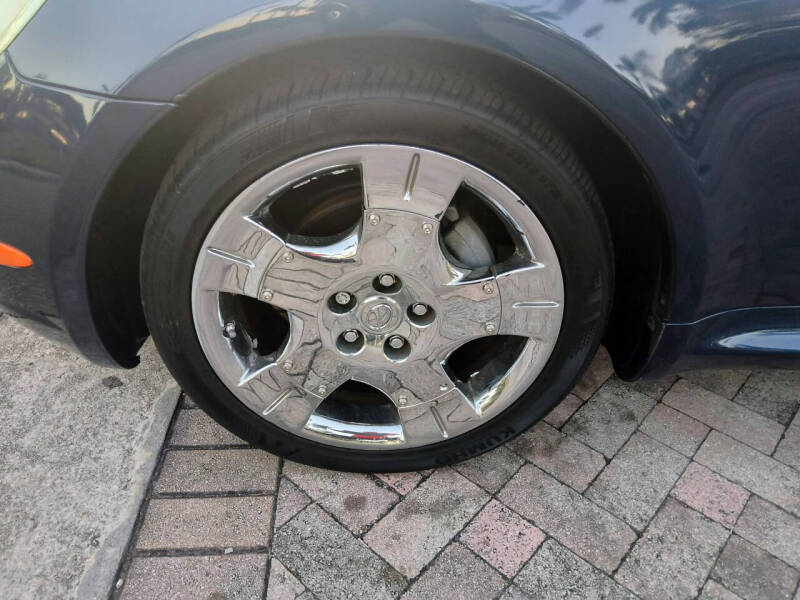 2004 Lexus SC 430