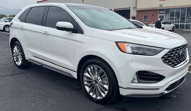 2020 Ford Edge Titanium