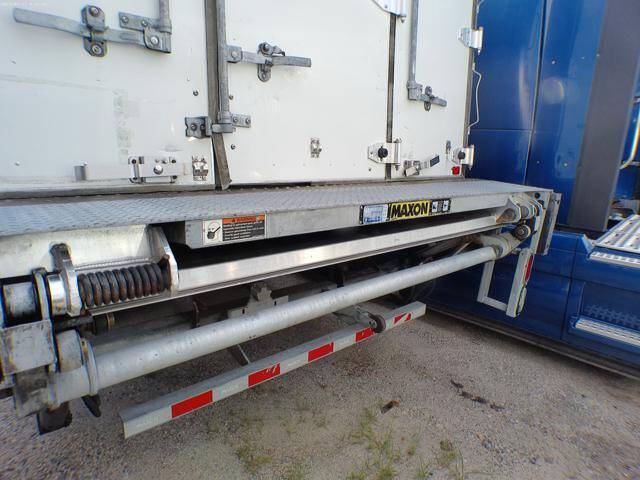 2018 Freightliner M2 106