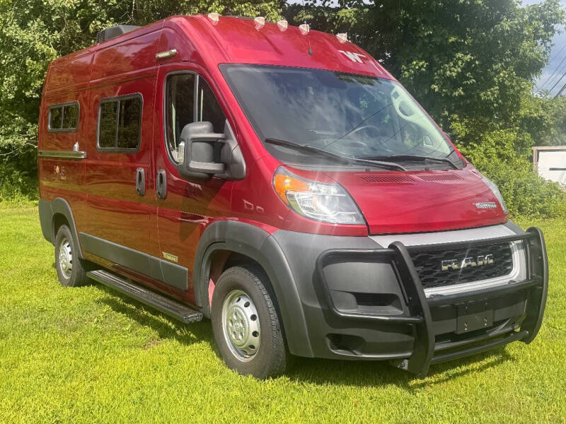 2022 Winnebago Solis
