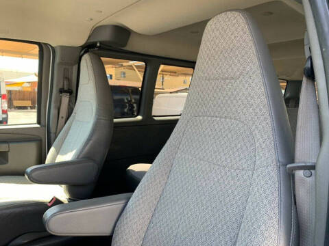 2023 Chevrolet Express LS 3500