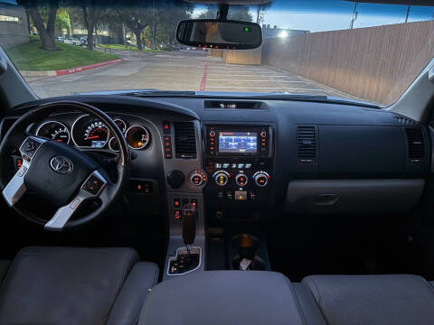 2015 Toyota Sequoia Platinum