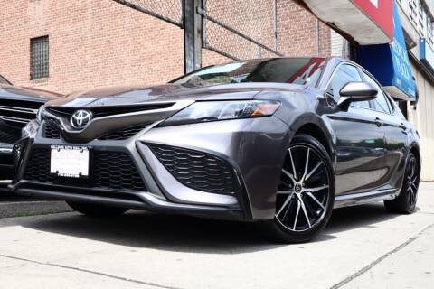 2021 Toyota Camry for sale at HILLSIDE AUTO MALL INC in Jamaica NY