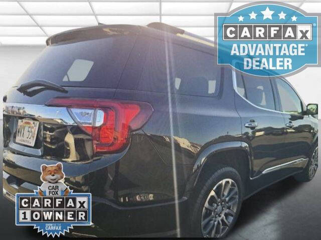 2023 GMC Acadia Denali