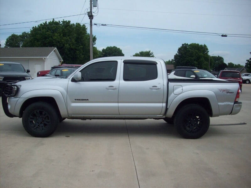 Used 2010 Toyota Tacoma PreRunner with VIN 5TEJU4GN3AZ679250 for sale in Kansas City