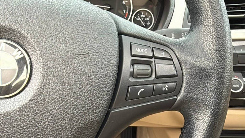 2016 BMW 3 Series 320i