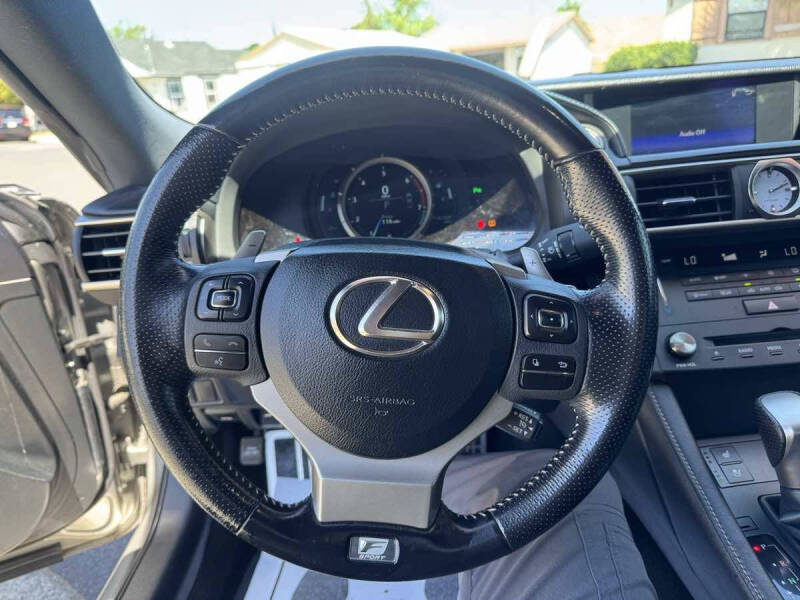 2016 Lexus RC 200t