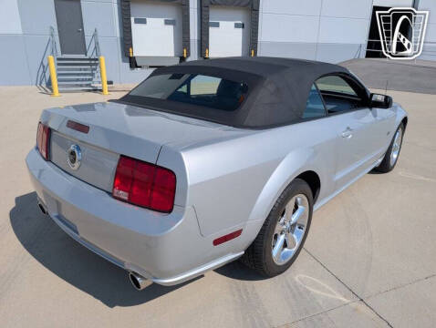 2005 Ford Mustang