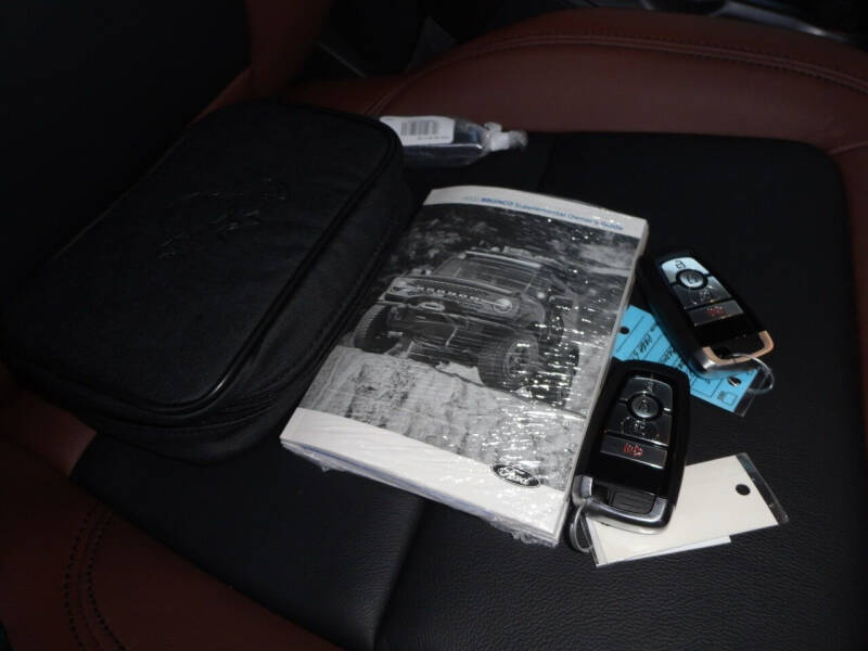 2022 Ford Bronco Outer Banks