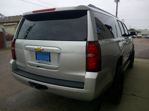 2018 Chevrolet Suburban LT