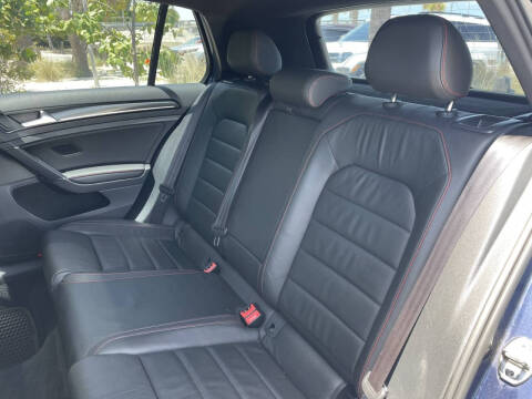 2015 Volkswagen Golf GTI S