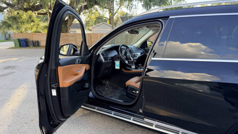 2021 BMW X7 xDrive40i