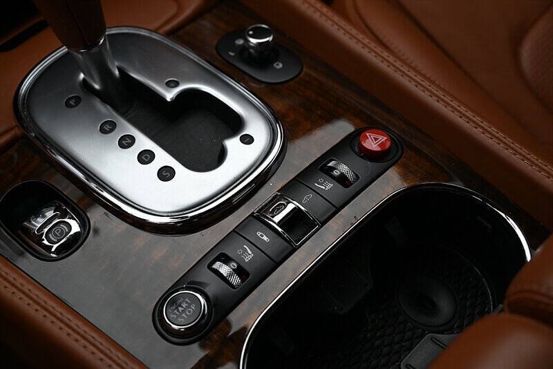 2013 Bentley Continental 38