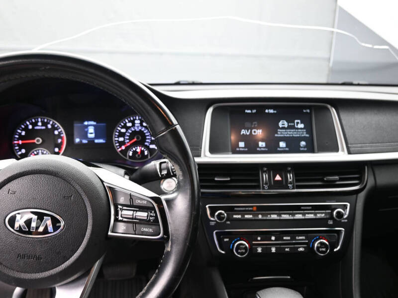 2019 Kia Optima LX