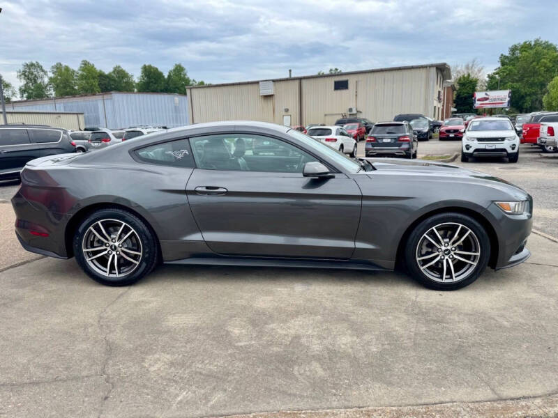 2017 Ford Mustang EcoBoost Premium