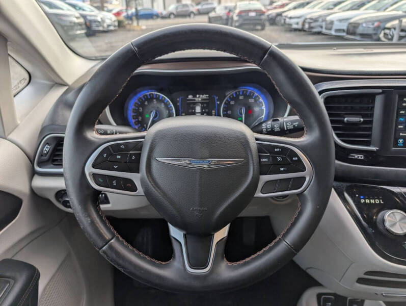 2018 Chrysler Pacifica Touring L