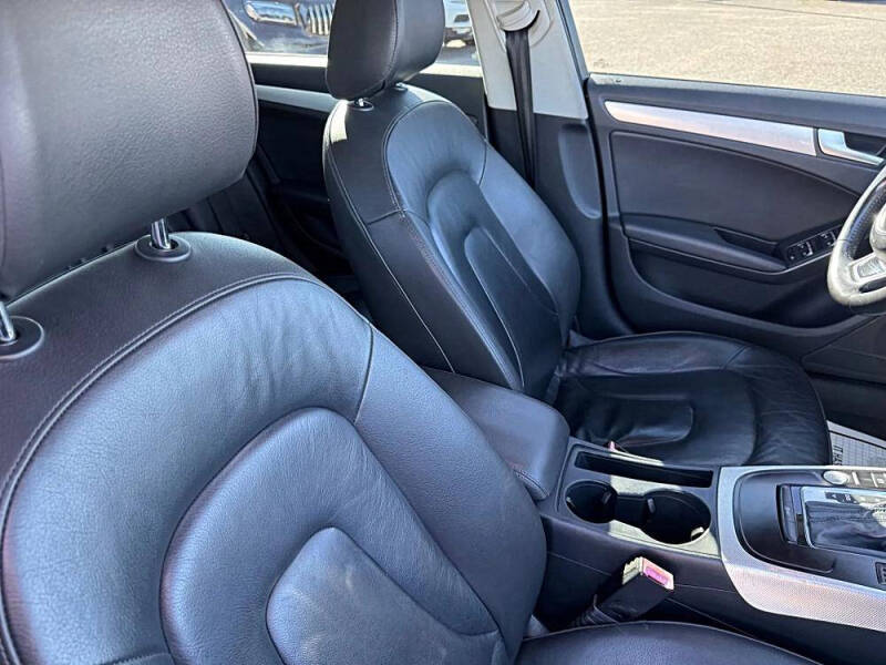 2016 Audi A4 2.0T quattro Premium