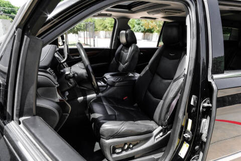 2016 Cadillac Escalade ESV Luxury Collection