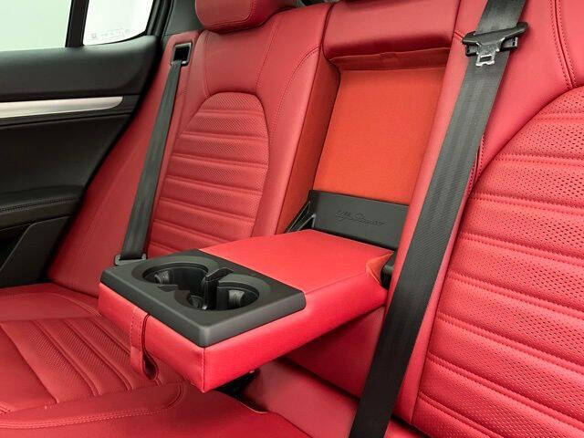 2023 Alfa Romeo Stelvio Veloce