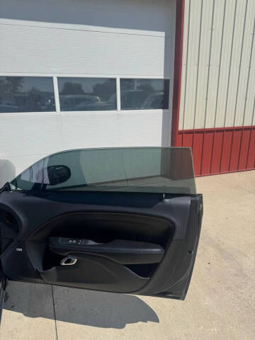 2015 Dodge Challenger SXT Plus