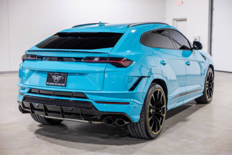 2024 Lamborghini Urus S