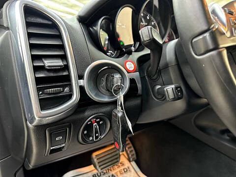 2014 Porsche Cayenne S Hybrid