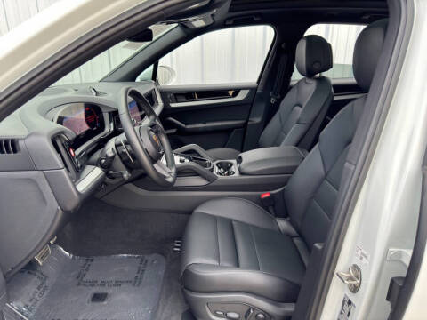 2024 Porsche Cayenne S E-Hybrid