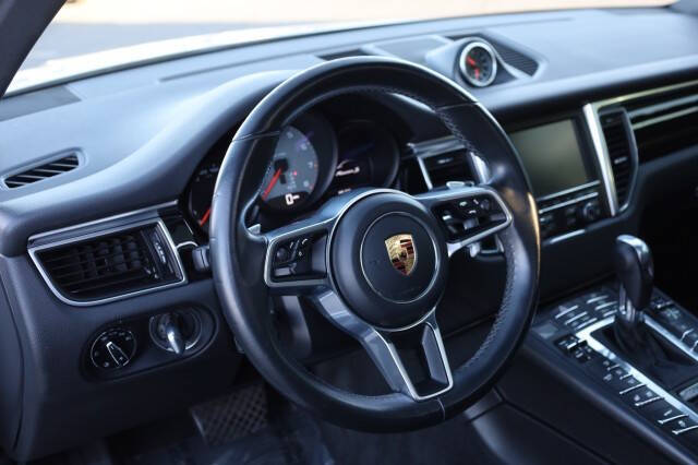 2016 Porsche Macan S