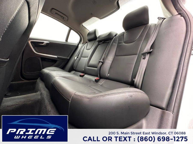 2015 Volvo S60 T5 Premier Plus