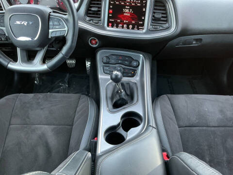 2015 Dodge Challenger SRT Hellcat