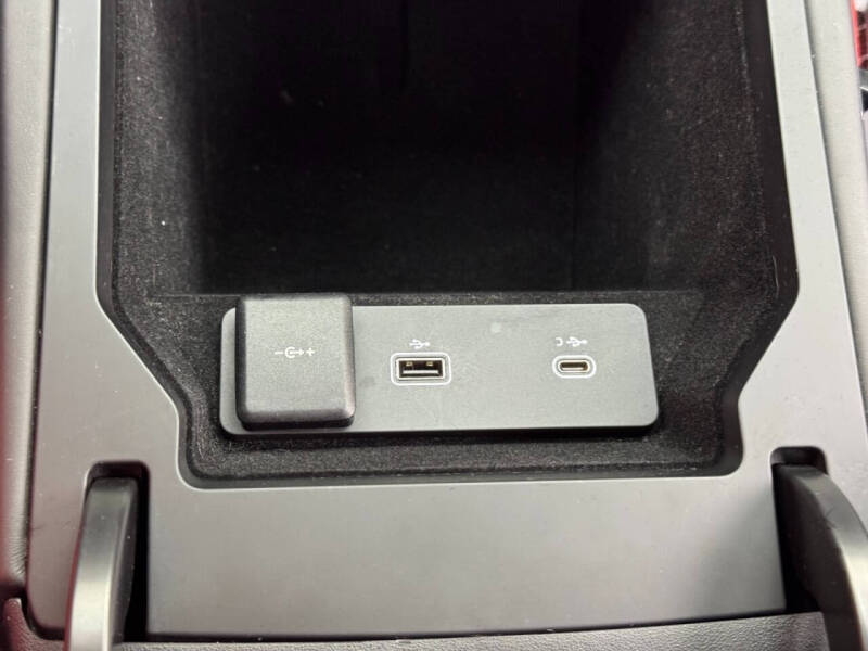 2021 Land Rover Discovery Sport P250 SE R-Dynamic